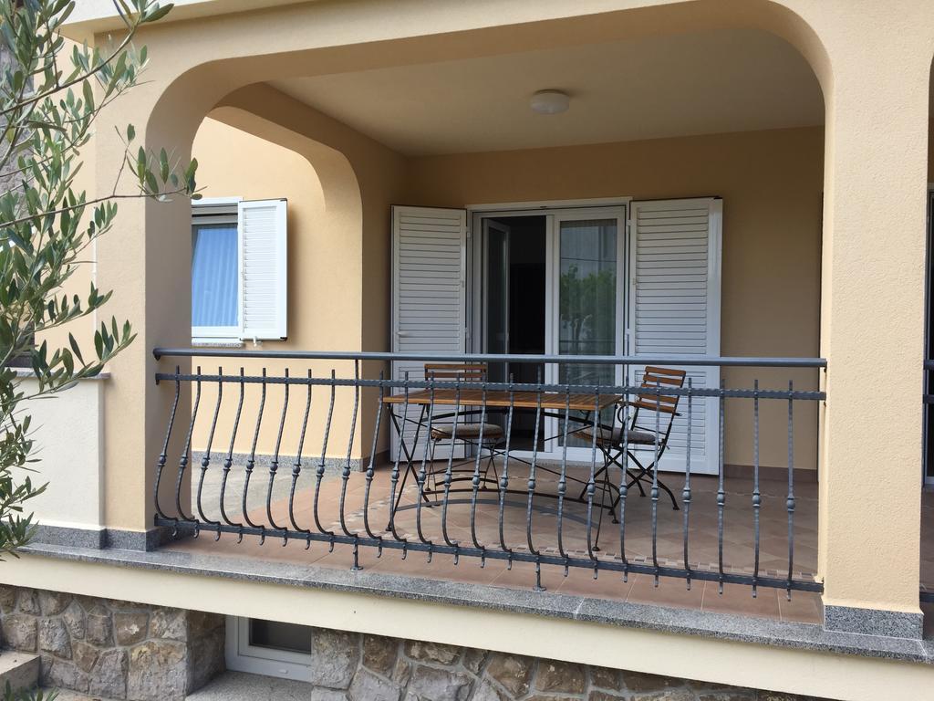 Apartments Sanbrandin Krk Town Oda fotoğraf
