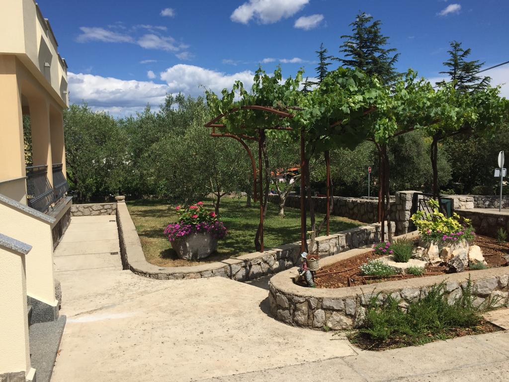 Apartments Sanbrandin Krk Town Dış mekan fotoğraf